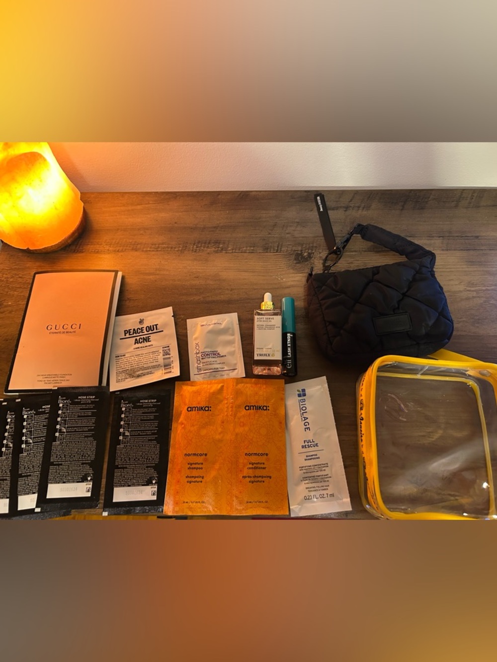 Beauty Set of Samples, Trial Sizes, and Beauty Bags